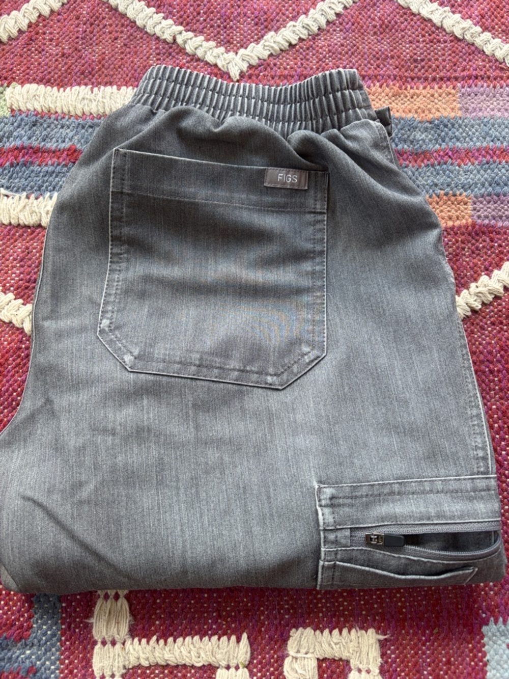 Figs Women's Gray Straight Leg Jeans ~SMALL